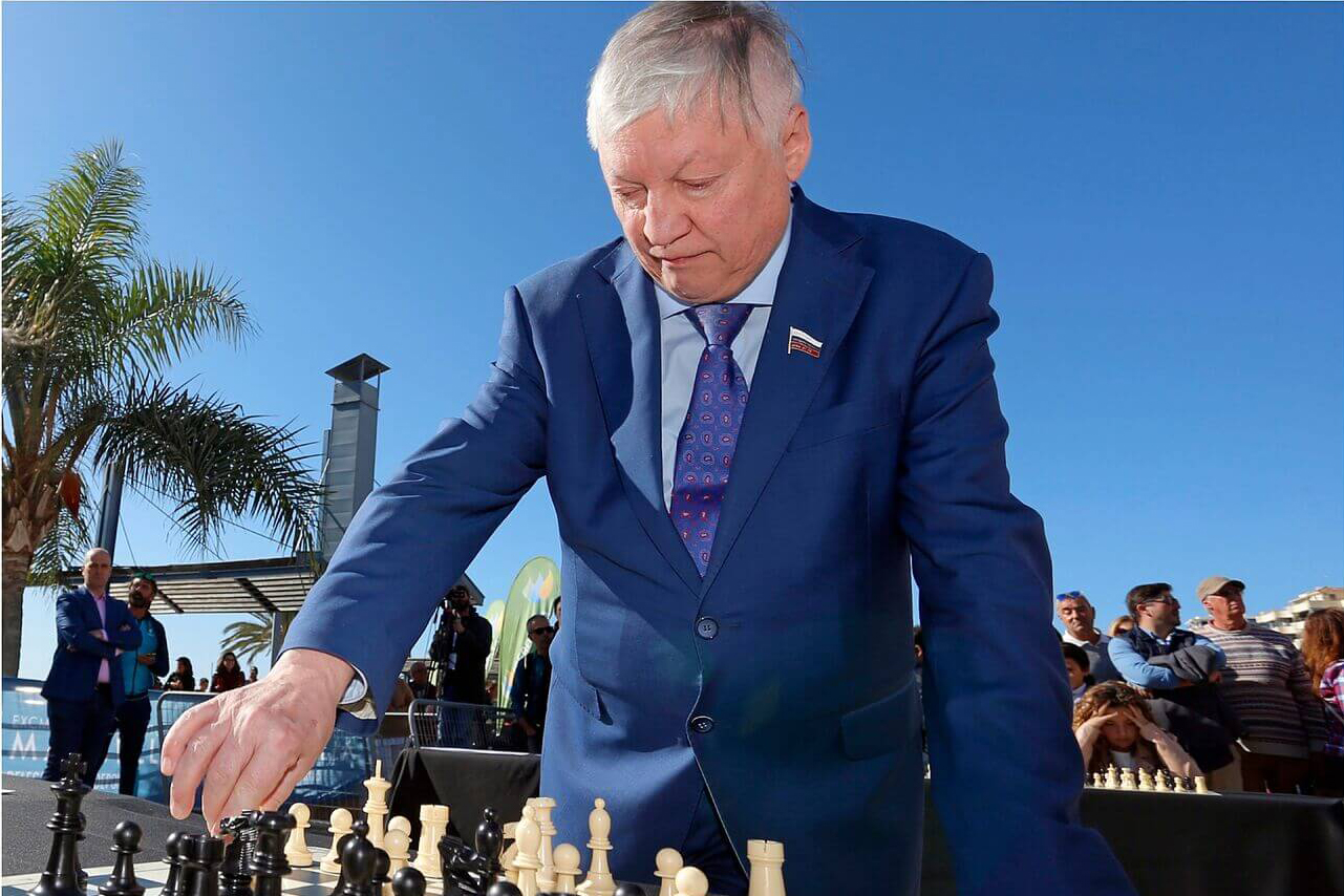 Anatoly Karpov photo 02